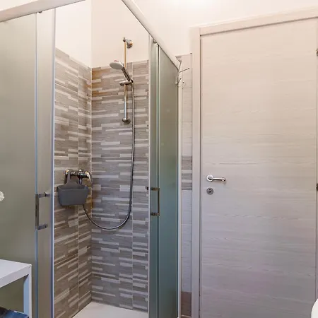 Stazzona, Casa A Punta, Vista Meravigliosa Chalet