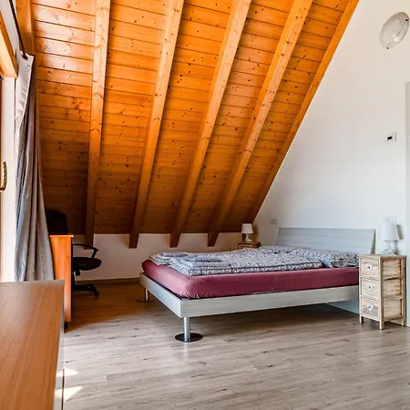 Stazzona, Casa A Punta, Vista Meravigliosa Chalet Stazzona