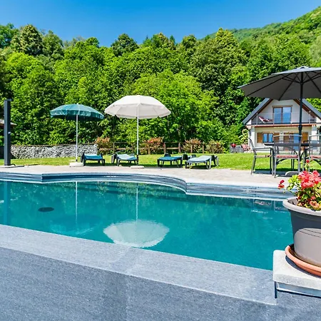 Stazzona, Casa A Punta, Vista Meravigliosa Chalet