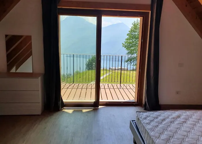 Stazzona, Casa A Punta, Vista Meravigliosa シャレー